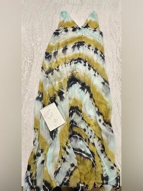 Tie-Dye V-Neck Maxi Dress in Olive & Mint